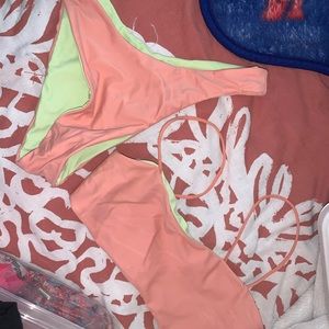 Reversible bathing suit